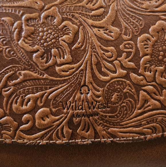 Wild West Los Angeles Juniper Tooled Leather Crossbody Purse Cognac NWT - Picture 11 of 11